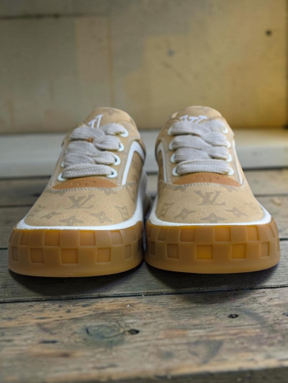 Louis Vuitton Beige Tilted Low-Top Sneakers Size US 11 / EU 45 - Picture 5 of 13
